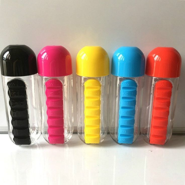 💧 2-in-1 Water Bottle with Built-In Pill Organizer